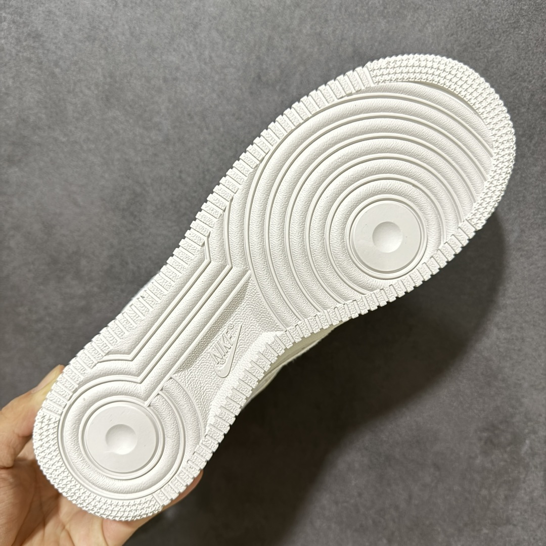 图片[9]-特价【公司级】NIke Air Force 1 \’07 Low 空军一号低帮 运动鞋 休闲鞋 折边针车 工艺难度大 原楦头原纸板 高端定制鞋盒 原厂鞋底 超高清洁度 细节完美 货号：IQ1119-011 尺码：36 36.5 37.5 38 38.5 39 40 40.5 41 42 42.5 43 44 44.5 45-选品中心