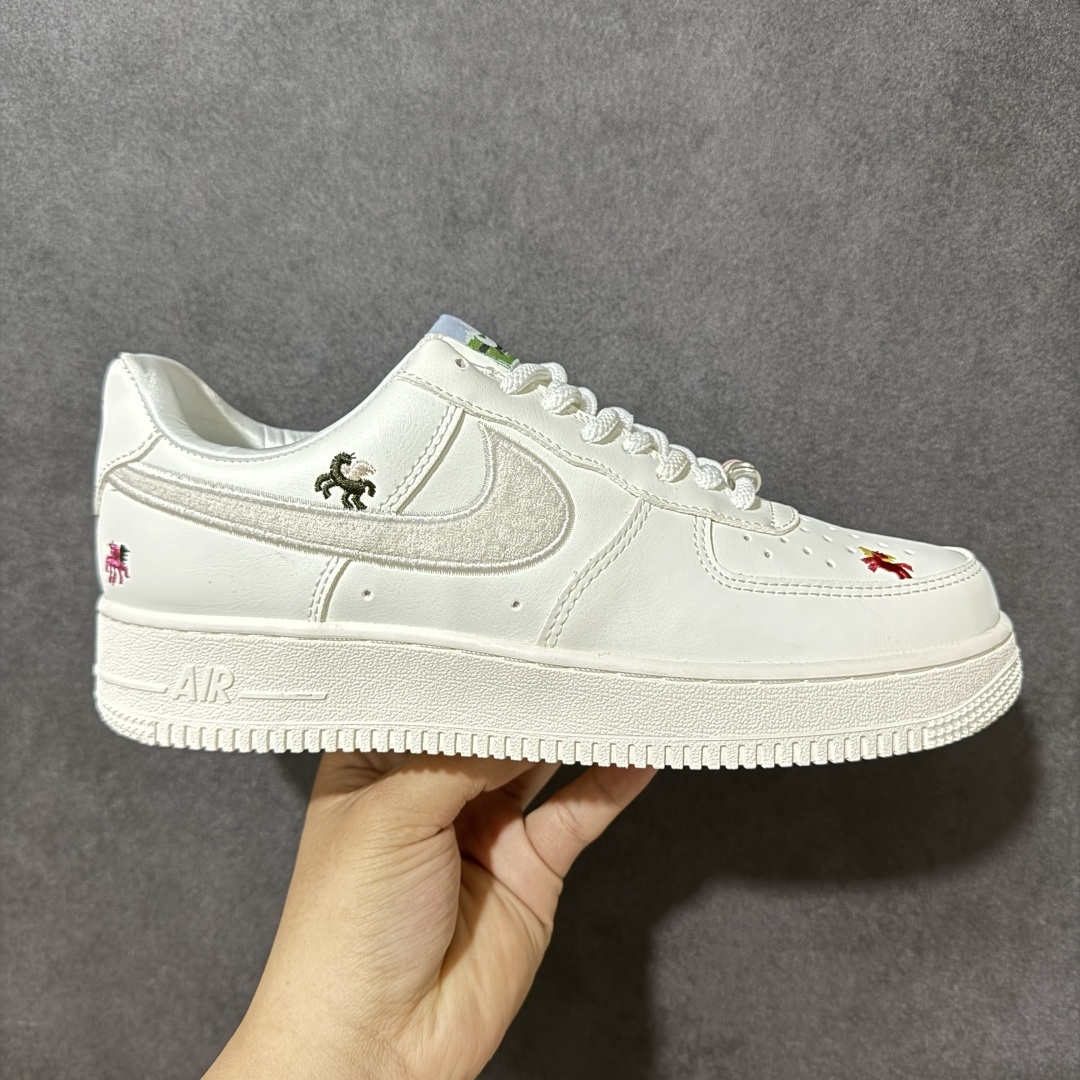 特价【公司级】NIke Air Force 1 \'07 Low 空军一号低帮 运动鞋 休闲鞋 折边针车 工艺难度大 原楦头原纸板 高端定制鞋盒 原厂鞋底 超高清洁度 细节完美 货号：IQ1143-100 尺码：36 36.5 37.5 38 38.5 39 40 40.5 41 42 42.5 43 44 44.5 45-选品中心