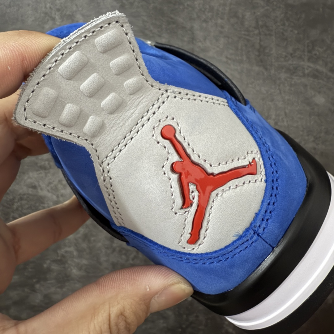 图片[2]-【GX版本】Air Jordan AJ4阿姆蓝！ 货号：912583-783902！ 市售天花板产物 耗时半年巨作 全套原纸板楦头开发 原厂特供皮料加持 确保原汁原味 完美呈现四代版型 一比一鞋头弧度高度鞋身弧度 数据细节工艺流程均保持原鞋一致 原厂TPU网格鞋带扣 正确内里网布 菱角分明不变形无多余毛边 柔软性质感一致于原鞋 市场唯一原厂鞋扣模具 背面可见隐藏注塑口 原厂织唛标 原厂飞人电绣工艺 尾指中部跳三针 独家绑鞋带手法 印刷中底布 四线拉帮 米色美纹纸贴合固定 进口港宝加持 后跟自然饱满 全鞋荧光划线卡点 追求极致完美 每一双都是工艺品 多重QC质检 超越公司货的品控标准 实实在在的免检产品！ 尺码：40 40.5 41 42 42.5 43 44 44.5 45 46 47.5 48.5 49.5 50.5-选品中心
