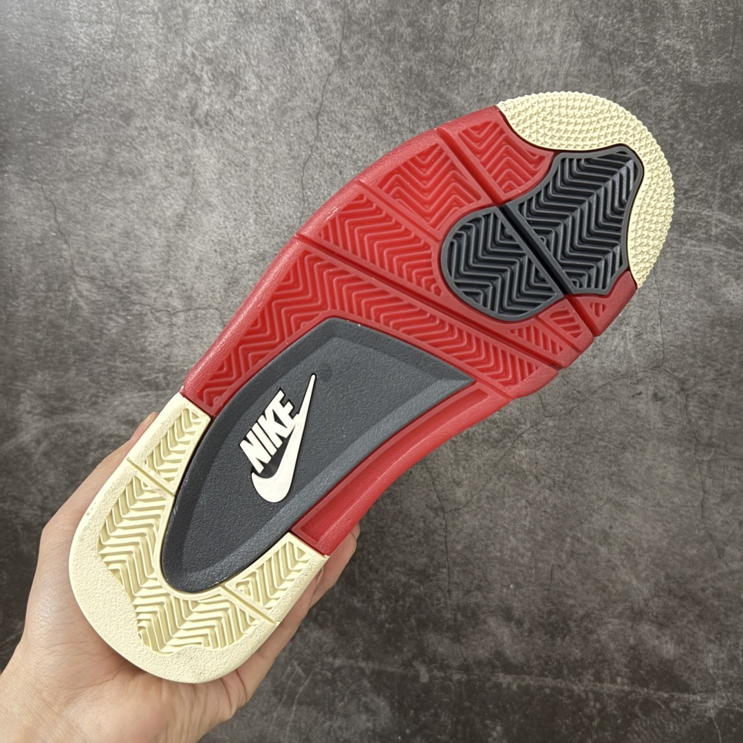 图片[9]-【新DT版】Nigel Sylvester x Jordan Air Jordan AJ4 联名白砖红 IQ8055-100 全套原纸板楦头开发 原厂特供皮料加持 确保原汁原味 完美呈现四代版型 一比一鞋头弧度高度鞋身弧度 数据细节工艺流程均保持原鞋一致 原厂TPU网格鞋带扣 正确内里网布 菱角分明不变形无多余毛边 柔软性质感一致于原鞋 市场唯一原厂鞋扣模具 背面可见隐藏注塑口 原厂织唛标 原厂飞人电绣工艺 尾指中部跳三针 独家绑鞋带手法 印刷中底布 四线拉帮 米色美纹纸贴合固定 进口港宝加持 后跟自然饱满 全鞋荧光划线卡点 追求极致完美 每一双都是工艺品 多重QC质检 超越公司货的品控标准 实实在在的免检产品 尺码：40.5 41 42 42.5 43 44 44.5 45 45.5 46 47.5 48.5-选品中心