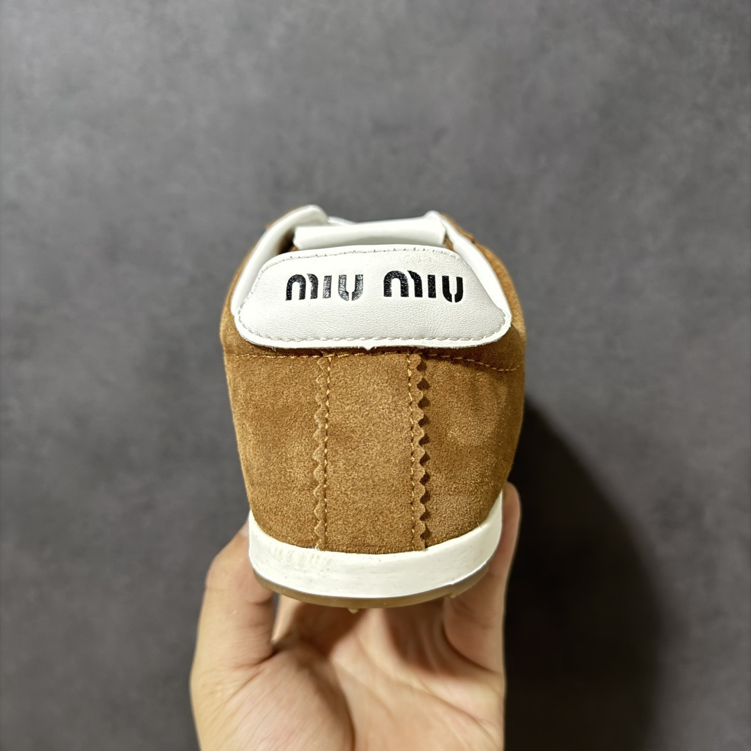 缪缪Miu Miu系列低帮经典复古休闲运动慢跑鞋货号: 5E165E#男女鞋半码制#附赠配件防尘袋及说明