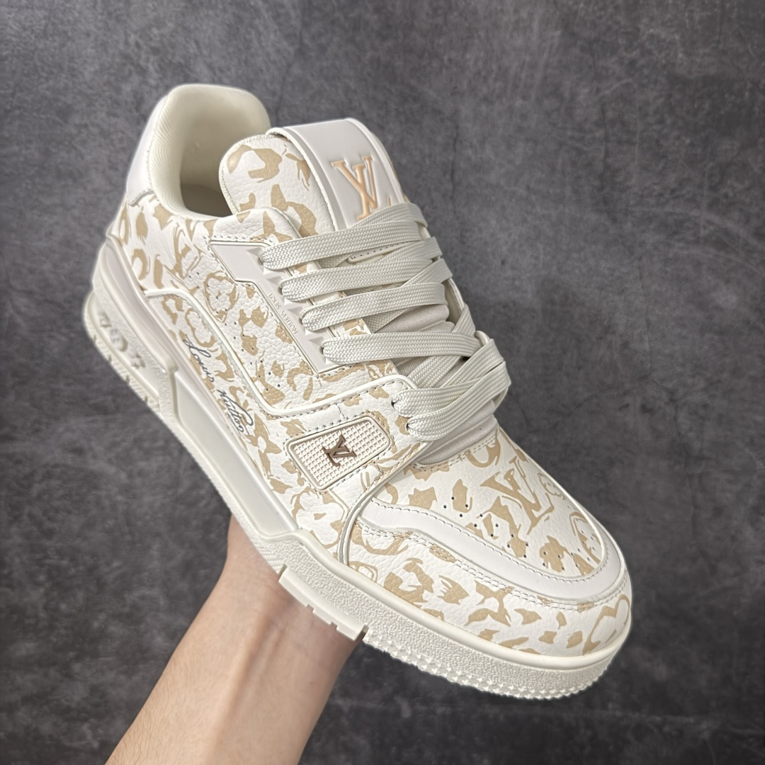 YSLOUIS VUITTON 路易威登 LV Trainer 新款军绿印花