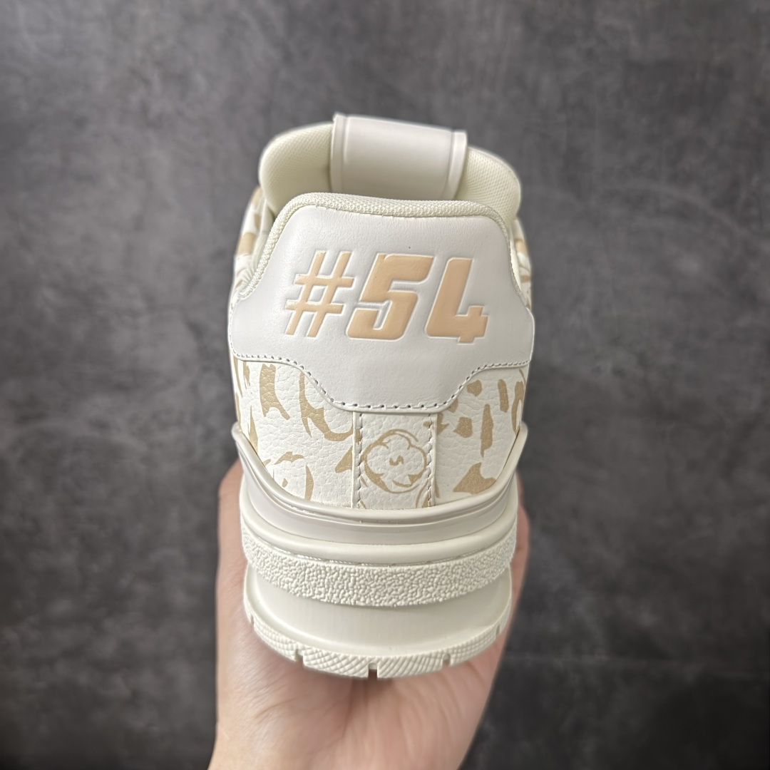 YSLOUIS VUITTON 路易威登 LV Trainer 新款军绿印花