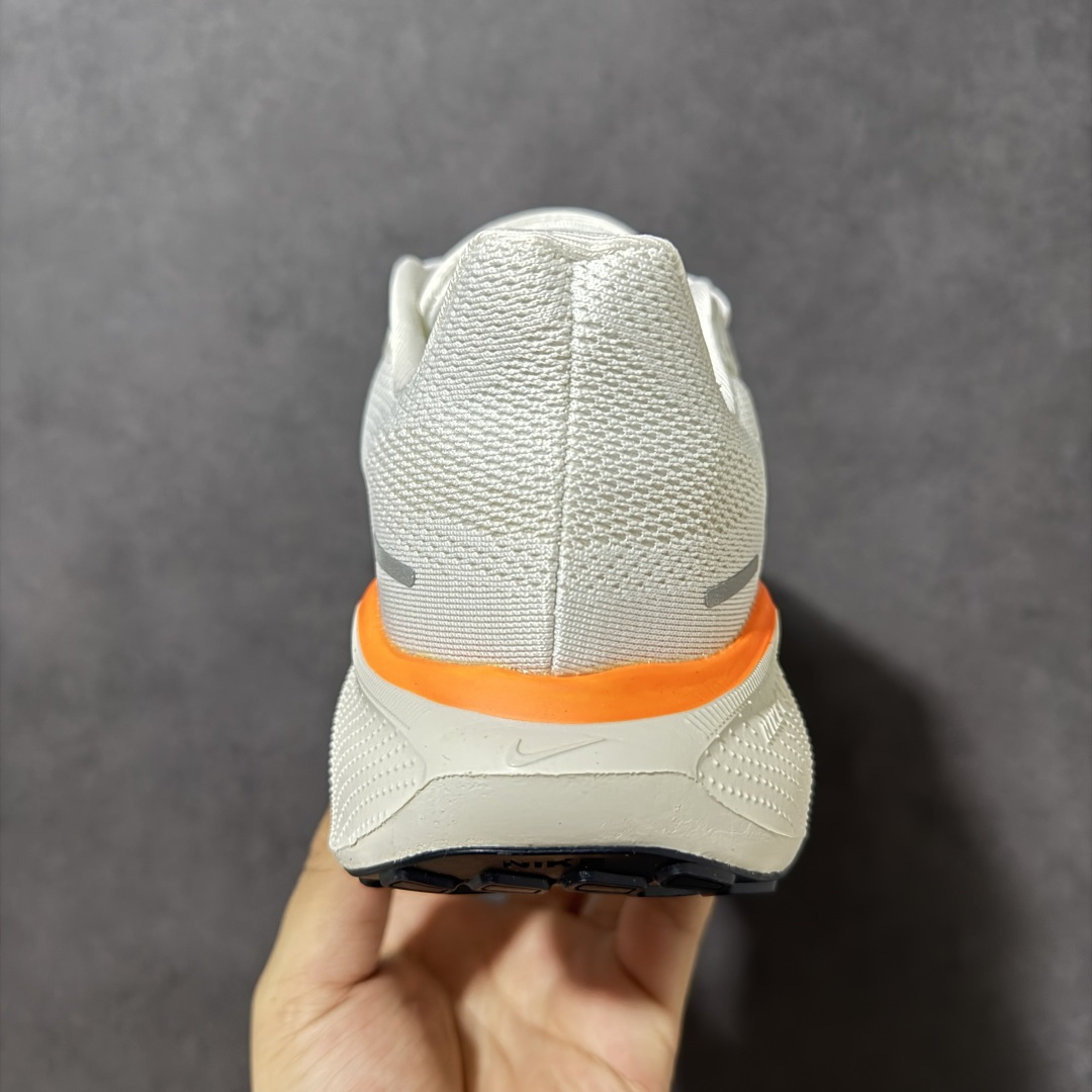 图片[4]-【原装公司级特价】Nk Zoom Pegasus 41 飞马41代 轻量减震透气休闲跑步鞋 正确细节还原 做工完美 区分市面其他版本 中底搭载前Zoom+全掌React配置 全部原鞋开发打造 所有细节全部同步原版 全新一代拥有 Zoom Air 一如既往的稳定感和流畅感 鞋面采用工程网眼设计 为特定高热区域营造出色透气性 进一步增加鞋面的穿孔数量 让足部能够快速散热 中足搭配 Flywire 飞线 在高速运动时营造舒适稳定的贴合感 内置Zoon气垫加持 动力十足！ 货号：HV5975-102 尺码：36 36.5 37.5 38 38.5 39 40 40.5 41 42 42.5 43 44 44.5 45 46-选品中心