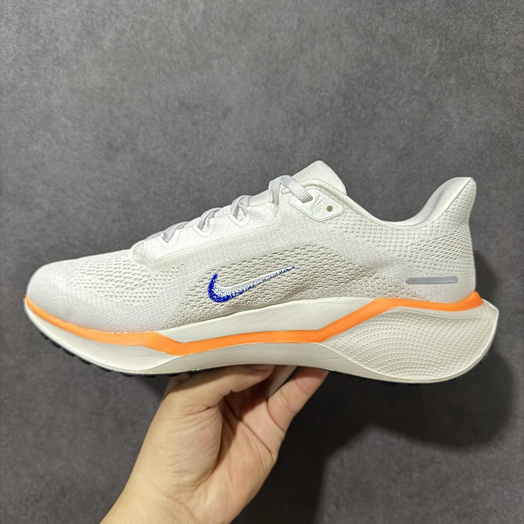 图片[2]-【原装公司级特价】Nk Zoom Pegasus 41 飞马41代 轻量减震透气休闲跑步鞋 正确细节还原 做工完美 区分市面其他版本 中底搭载前Zoom+全掌React配置 全部原鞋开发打造 所有细节全部同步原版 全新一代拥有 Zoom Air 一如既往的稳定感和流畅感 鞋面采用工程网眼设计 为特定高热区域营造出色透气性 进一步增加鞋面的穿孔数量 让足部能够快速散热 中足搭配 Flywire 飞线 在高速运动时营造舒适稳定的贴合感 内置Zoon气垫加持 动力十足！ 货号：HV5975-102 尺码：36 36.5 37.5 38 38.5 39 40 40.5 41 42 42.5 43 44 44.5 45 46-选品中心