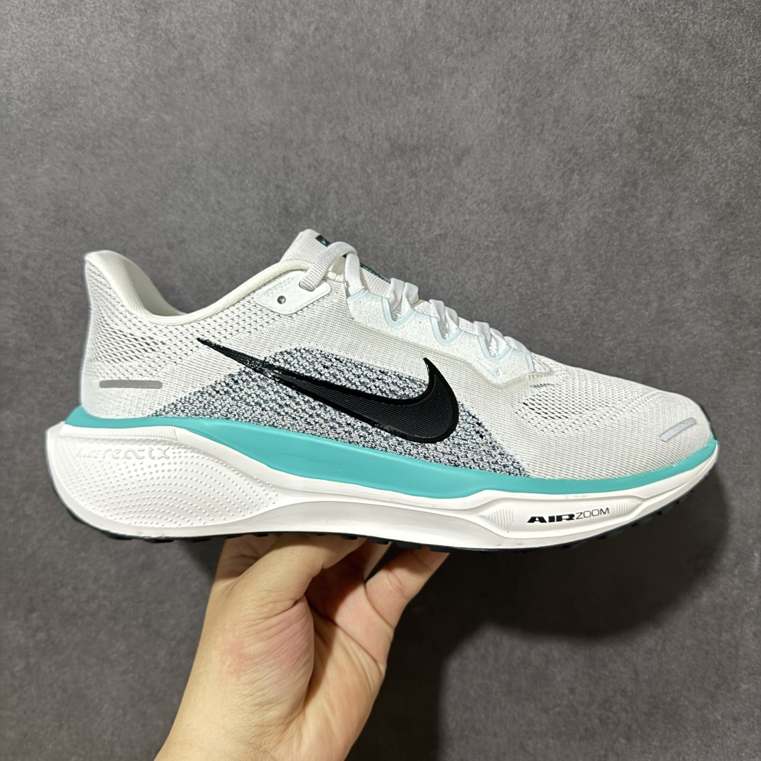 【原装公司级特价】Nk Zoom Pegasus 41 飞马41代 轻量减震透气休闲跑步鞋 正确细节还原 做工完美 区分市面其他版本 中底搭载前Zoom+全掌React配置 全部原鞋开发打造 所有细节全部同步原版 全新一代拥有 Zoom Air 一如既往的稳定感和流畅感 鞋面采用工程网眼设计 为特定高热区域营造出色透气性 进一步增加鞋面的穿孔数量 让足部能够快速散热 中足搭配 Flywire 飞线 在高速运动时营造舒适稳定的贴合感 内置Zoon气垫加持 动力十足！ 货号：FD2722-103 尺码：36 36.5 37.5 38 38.5 39 40 40.5 41 42 42.5 43 44 44.5 45 46-选品中心