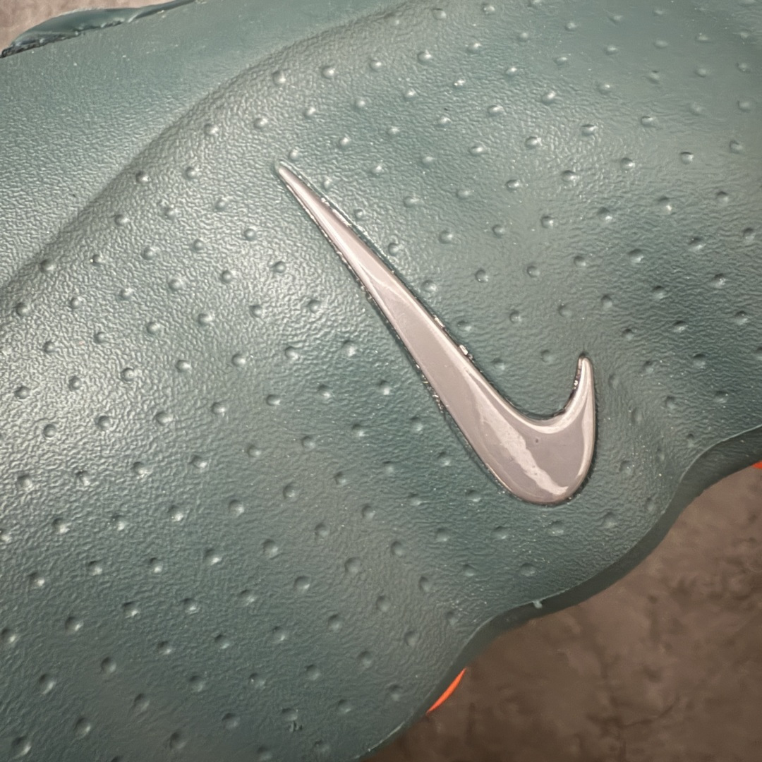 图片[3]-【XP纯原】Nike Mind 001 神经科学足底按摩包头拖鞋 绿色 HQ4307-300 同源ZP原材 匠心打造 🔹原厂MD一体发泡大底：全套原模开版，渐变雾面哑光喷漆，柔软回弹和ZP完全一致。 🔹22颗独立PEBAX泡棉按摩底：黑科技活塞式按摩脚感，踩下去的Q弹感和ZP无差。 🔹正确组合大底：鞋头前后跟橡胶贴片，耐磨防滑，细节还原到每一处。 🔹高还原细节：TPU电镀银Swoosh、针织透气鞋舌、高弹原鞋垫，清洁度拉满。 货号： HQ4307-300 尺码：36 36.5 37.5 38 38.5 39 40 40.5 41 42 42.5 43 44 44.5 45 46 47.5 48.5 ⚠️尺码提示：偏小一码，建议拍大一码，脚感更舒适。-选品中心