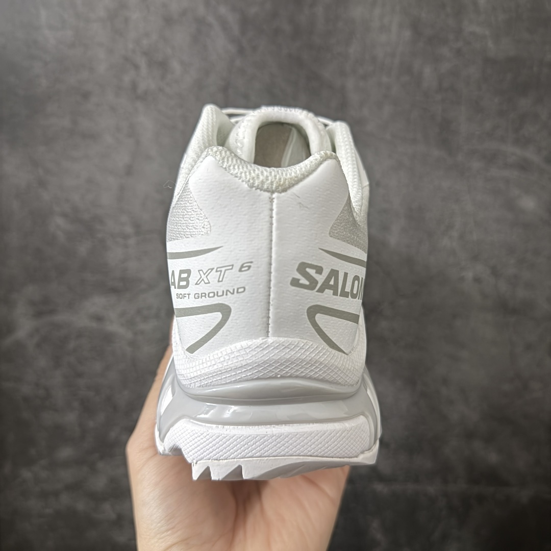 图片[4]-【性价比T0版】 Salomon XT-6 萨洛蒙复古潮流户外机能登山跑鞋 412529 全套原纸板楦头开发 原厂特供网布配套加持 确保原汁原味 完美呈现版型 原档数据独家私模五层组合大底 原装Ortholite轻量化鞋垫 中底布带钢印编号 原厂TPU锁扣 进口港宝加持 后跟自然饱满 还原公司包裹性 鞋面以“锯齿”状的包裹系统呈现 在基色底之下加入了各种色点缀 将公司的最新技术和时尚前卫的造型融入耐用的长跑款式中 鞋面由 TPU 薄膜制成 并焊接在高耐磨网眼上 使其既时尚又坚固 由 ACS底盘支撑 可增强稳定性和支撑力 以及由橡胶凸耳 Contragrip外底覆盖的 EVA 缓冲中底 旨在应对崎岖的地形 鞋舌上的彩色Salomon 标签、Quicklace 系统以及鞋头、鞋舌和鞋跟上的附加品牌使细节更加完美 让穿着者可以轻松驾驭户外与通勤下的任何运动生活场景 无缝鞋身户外随意纵横 颜值与脚感兼备 出街通勤 绝对非常吸睛 你值得拥有 尺码：36 36.5 37.5 38 38.5 39 40 40.5 41 42 42.5 43 44 44.5 45 46-莆田鞋