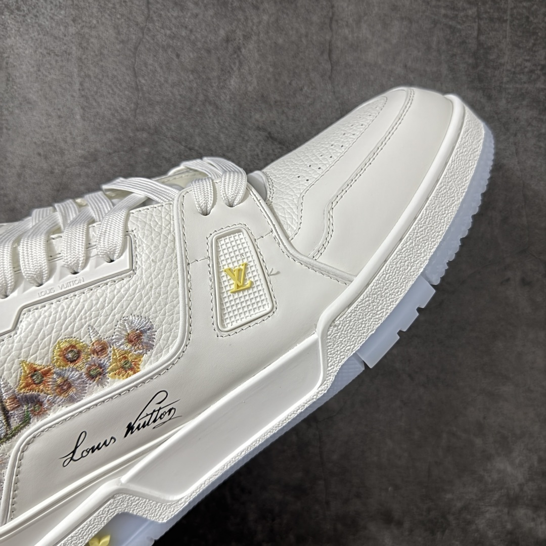 专柜版/海淘代购版 现货当天可取 LV Trainer系列高奢运动鞋-Top High Quatity Cheap Sneakers Fashion Clothing Clothes Bags handbags Shoes of all Brand wholesale With The best Quality And Beautiful Price from China Factory Chinese suppliers wholesaler seller 专柜版/海淘代购版 现货当天可取 LV Trainer系列高奢运动鞋