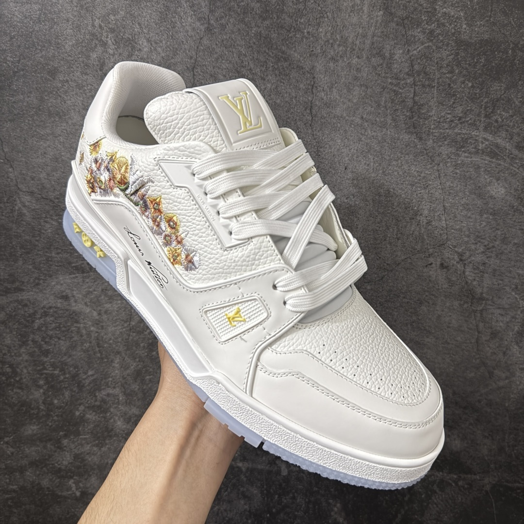 专柜版/海淘代购版 现货当天可取 LV Trainer系列高奢运动鞋-Top High Quatity Cheap Sneakers Fashion Clothing Clothes Bags handbags Shoes of all Brand wholesale With The best Quality And Beautiful Price from China Factory Chinese suppliers wholesaler seller 专柜版/海淘代购版 现货当天可取 LV Trainer系列高奢运动鞋
