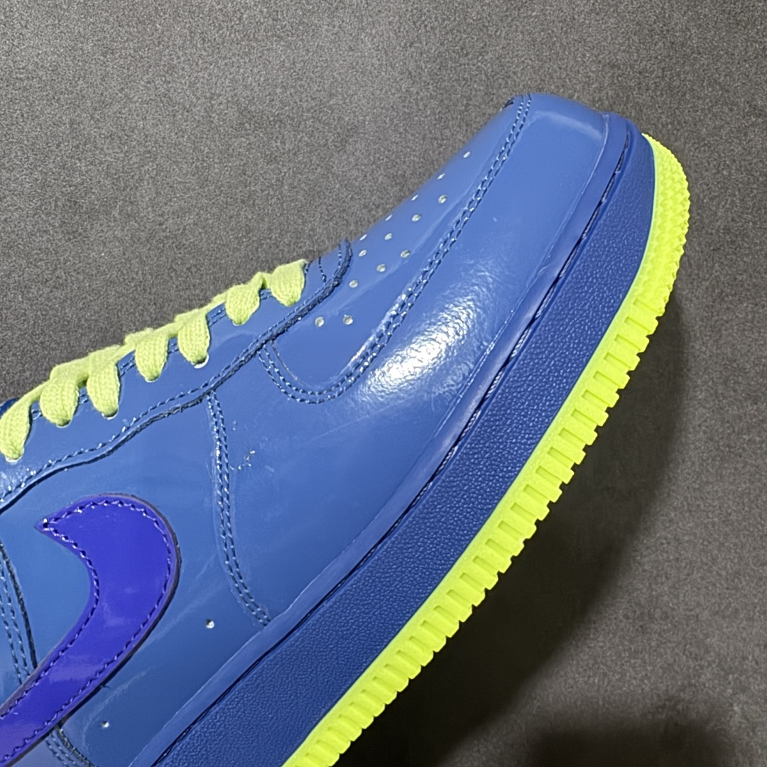 Nike Air Force 1'07 Low 联名 空军一号低帮休闲板鞋 IO4489-400 Nike Air Force 1'07 Low 联名 空军一号低帮休闲板鞋 IO4489-400