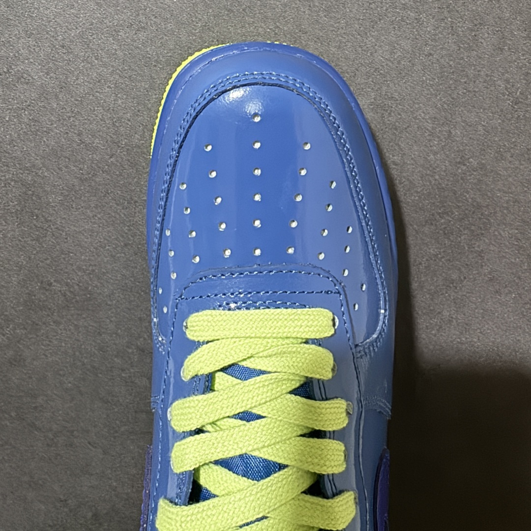 Nike Air Force 1'07 Low 联名 空军一号低帮休闲板鞋 IO4489-400 Nike Air Force 1'07 Low 联名 空军一号低帮休闲板鞋 IO4489-400
