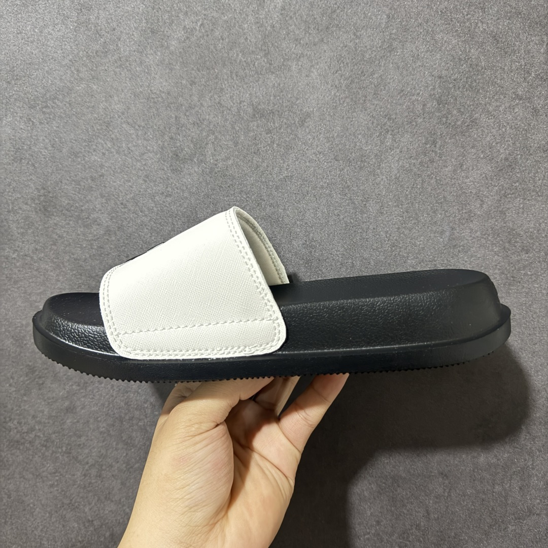 NY MLB Chunky Mound Basic 纽约洋基队 夏季休闲拖鞋 3ALPCMM4N(GP004)-Top High Quatity Cheap Sneakers Fashion Clothing Clothes Bags handbags Shoes of all Brand wholesale With The best Quality And Beautiful Price from China Factory Chinese suppliers wholesaler seller NY MLB Chunky Mound Basic 纽约洋基队 夏季休闲拖鞋 3ALPCMM4N(GP004)
