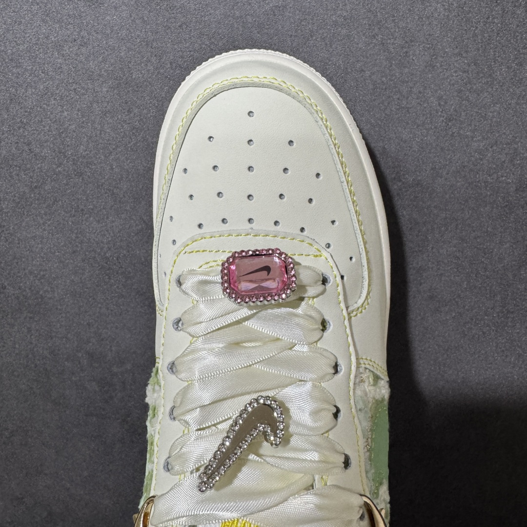 手绘涂鸦“青珠画境”Nike Air Force 1 “Jade Pearl Canvas”空军一号定制