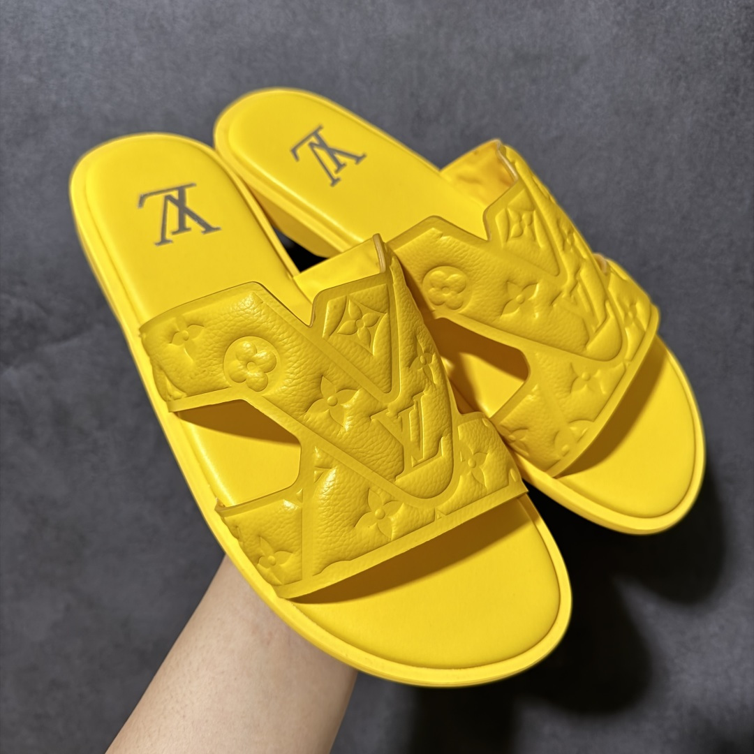 X1版本 26新款配色 Louis Vuitton Portofion系列 牛皮革 圆头一字拖鞋-Top High Quatity Cheap Sneakers Fashion Clothing Clothes Bags handbags Shoes of all Brand wholesale With The best Quality And Beautiful Price from China Factory Chinese suppliers wholesaler seller X1版本 26新款配色 Louis Vuitton Portofion系列 牛皮革 圆头一字拖鞋