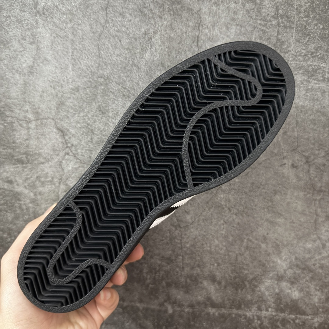 图片[9]-【H11顶级头层版】adidas originals Superstar 2 贝壳头 简约经典 舒适时尚 复古板鞋 男女同款 黑白 货号：EG4959 全新升级版 皮料改进至头层原厂皮 原盒 原底原料 开模打造 原厂织唛鞋标 高精密准度 原楦原纸板开发 匹配原版98%以上 后跟垫棉独家呈现 反口里弧度正确 原厂鞋垫 背胶 后跟电绣针数 与正品一致 原厂皮料 原厂车缝线 质感无敌 皮料切割干净 无任何毛边 清洁度细节完美 进口港宝加持 后跟自然饱满 还原公司包裹性 鞋面采用原装数据贴合技术 全方位贴合包裹脚型 鞋跟部鞋底牵引设计 提供强大的抓地性能 更适应不同实战场地路面 尺码：35.5 36 36.5 37.5 38 38.5 39 40 40.5 41 42 42.5 43 44 45-选品中心