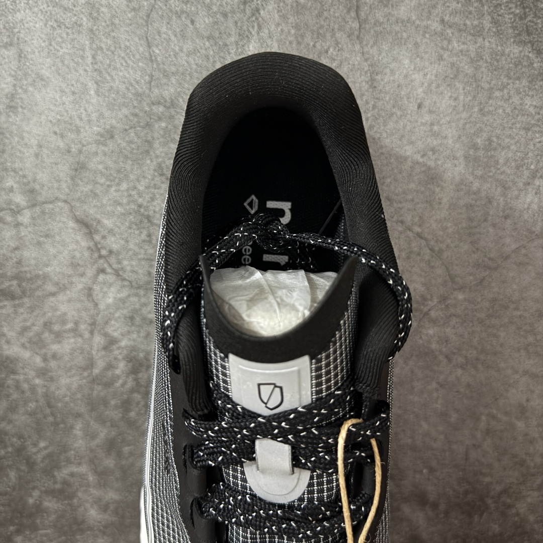 图片[8]-【纯原M版】诺达 NORDA 001 Sneaker0111 网面越野跑步鞋 原版原档案开发\\t(市面唯一1比1版本) 采用Dyneema鞋面(世界最强最轻纤维) VibramSLE中底和Megagrip外底 构建全方位高端性能体系4mm前后落差配合低鞋床设计提供清晰路感和灵敏反应，适合技术型terrain，5mm齿状花纹配合Megagrip橡胶提供卓越防滑性能宽楦设计适合亚洲脚型，加厚后跟海绵填充提供优秀包裹性， Dyneema材质防水耐磨带和鞋面连接最大化包裹感 LockSystem技术提供稳定锁定 尺码：36 36.5 37 38 38.5 39 40 40.5 41 42 42.5 43 44 44.5 45 46-莆田鞋
