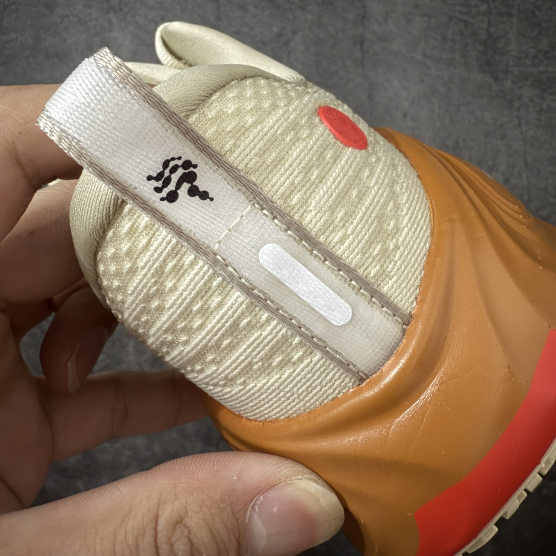 图片[2]-【XE纯原版】Nike Air Zoom Vomero Plus 全新科技运动跑鞋 IM6679-258    目前市场最强品质 原版购入开发 鞋面采用硅胶发泡立体印刷 临界ZOOM X泡棉超软弹大底 区别市场一体底 超高质检清洁度 一切材质配件均与原版一致 原楦原纸板开发 匹配原版98%以上 完美弧度版型 原厂鞋标 立体反光鞋盒标 鞋盒防撞海绵 高端玩家必推版本 高价零售必推版本 欢迎对比市面任意版本‼️ 这双鞋简直是时尚与科技的完美融合。 经典黑色鞋面，质感爆棚，搭配超亮眼的银色大勾子，瞬间成为街头焦点。不仅颜值在线，缓震性能更是一绝 不管是日常出街还是慢跑锻炼，都能给双脚极致舒适体验。  码数超全，39- 46 码任你选！别犹豫啦，穿上它，轻松走出潮流范，开启你的时尚运动新旅程！ 码段：39-46-选品中心