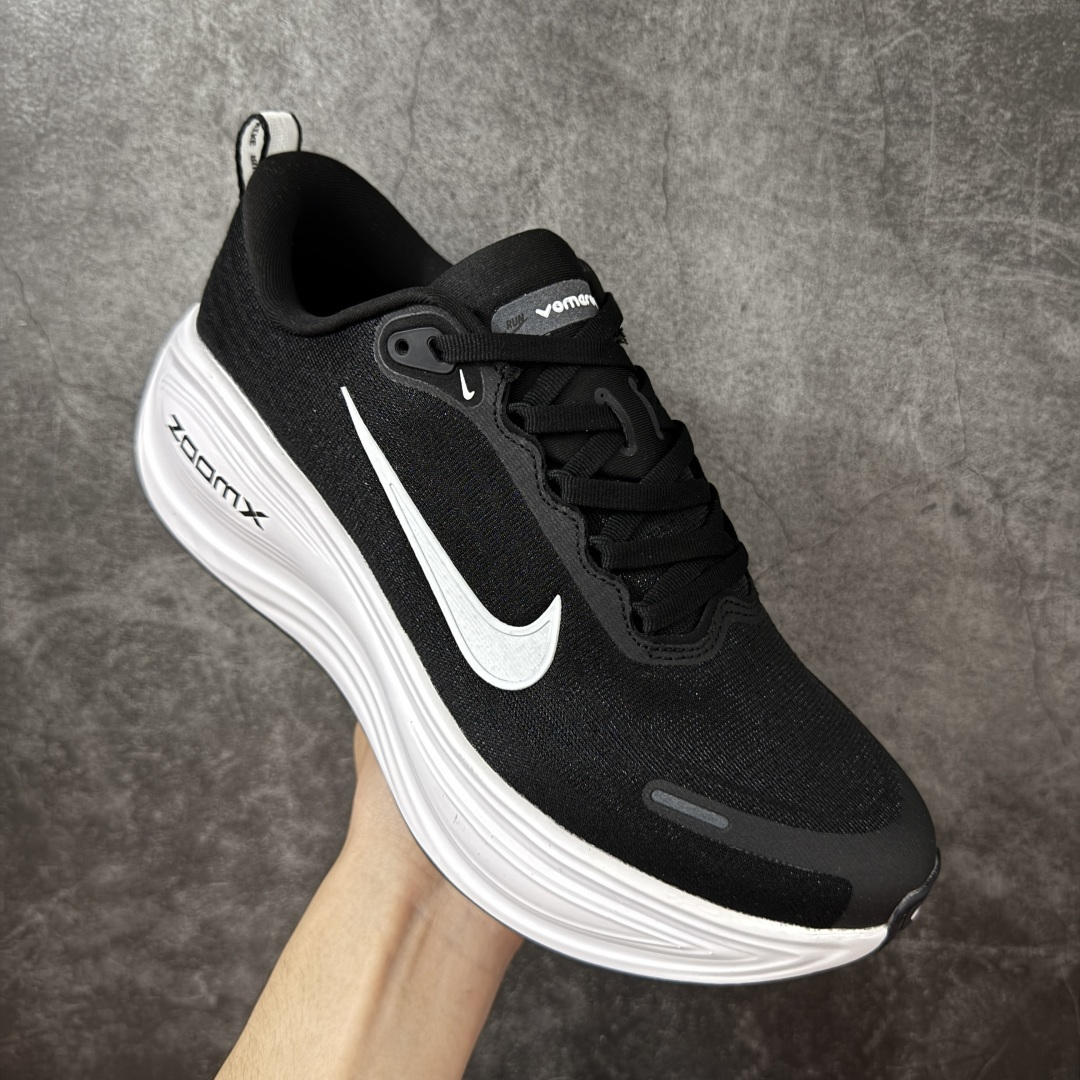 Nike Air Zoom Vomero Plus 全新科技运动跑鞋 HV8150-002市场顶级版