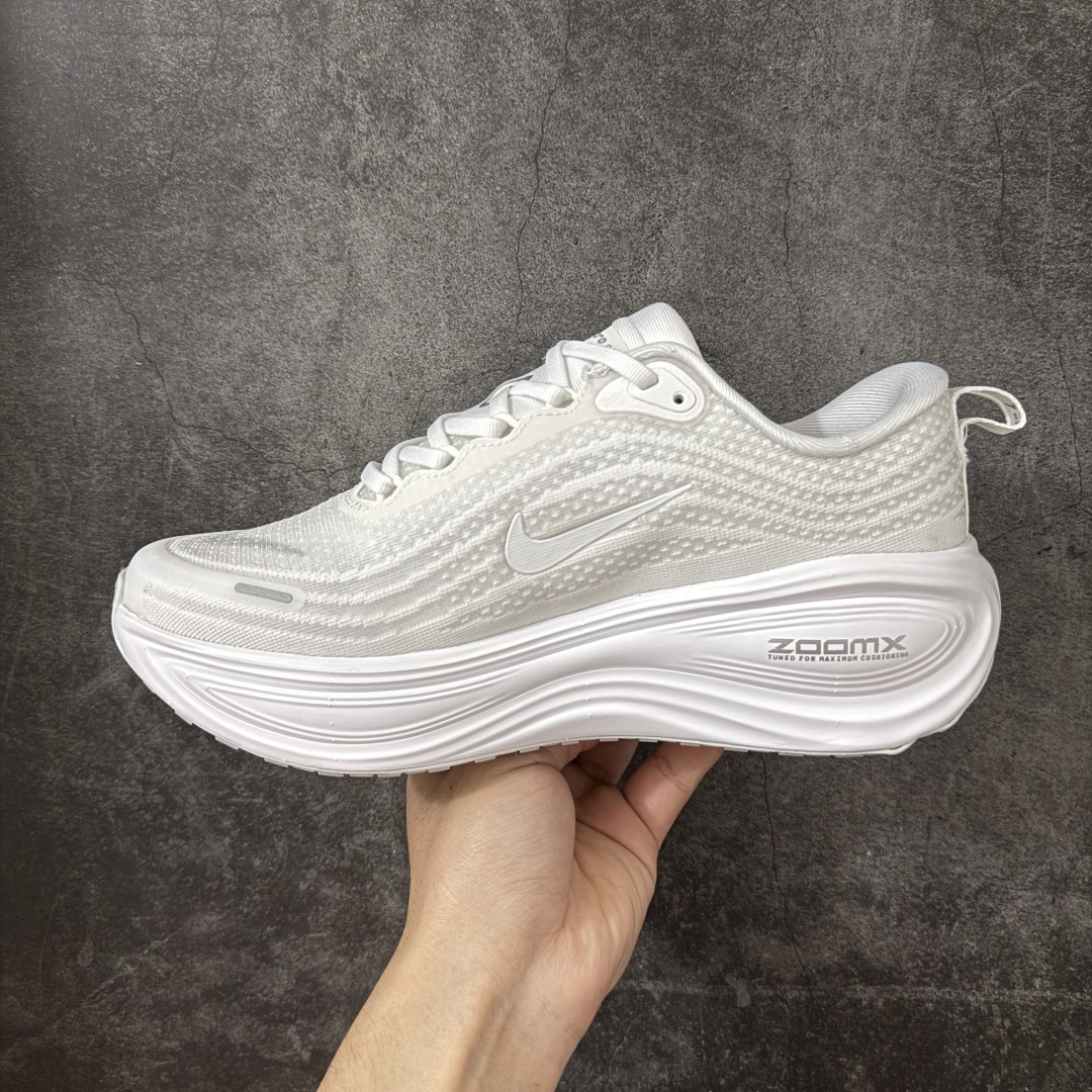 Nike Air Zoom Vomero Plus 全新科技运动跑鞋 HV8150-102市场顶级版