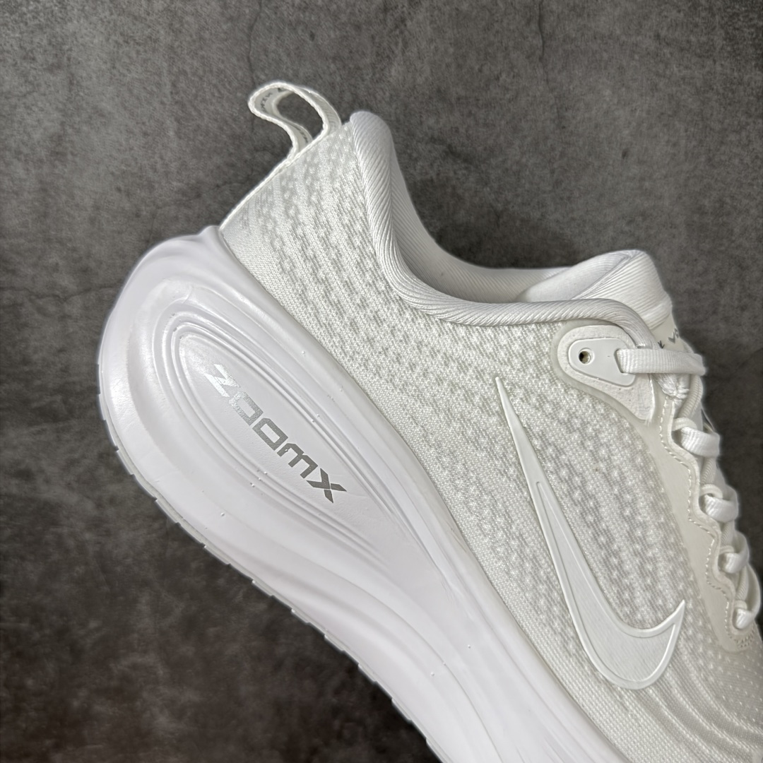 Nike Air Zoom Vomero Plus 全新科技运动跑鞋 HV8150-102市场顶级版