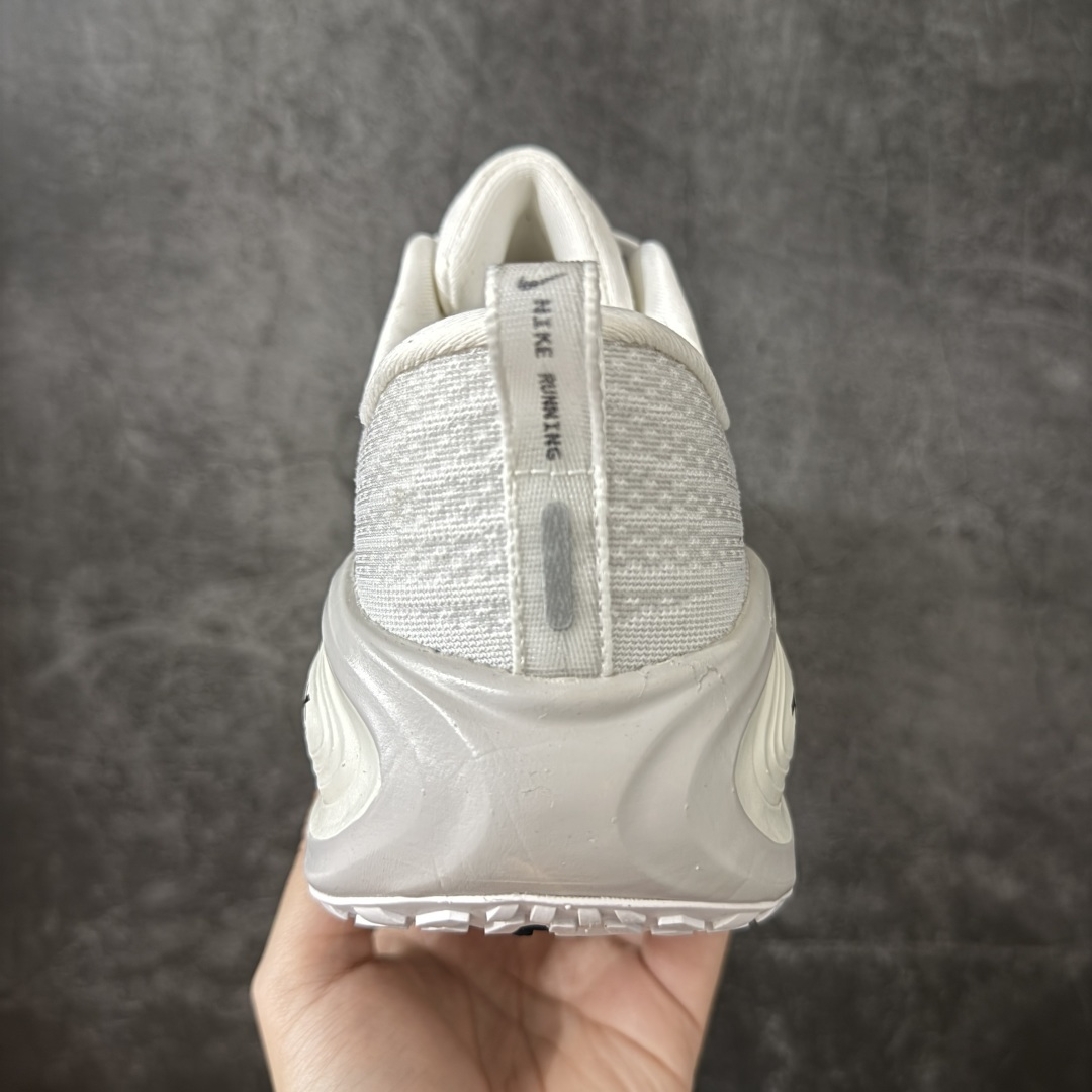 Nike Air Zoom Vomero Plus 全新科技运动跑鞋 IH2268-100市场顶级版