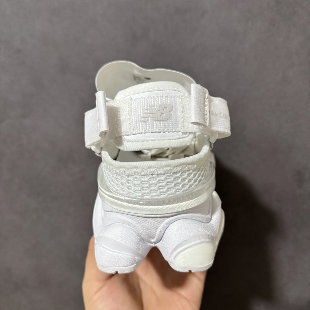 图片[4]-【公司级】New Balance 9060系列 新百伦 复古休闲运动慢跑鞋 鞋面大身由空间双格及磨砂鞋面拼接而生 采用大面积网眼以及麂皮材质覆盖鞋身 还原经典气质 搭载ABZORB避震科技 由泡沫聚酯制成 上脚可以有效减少由鞋底反弹对身体及双腿的冲击力 货号：U90606B5 尺码：36 37 37.5 38 38.5 39.5 40 40.5 41.5 42 42.5 43 44 45-莆田鞋