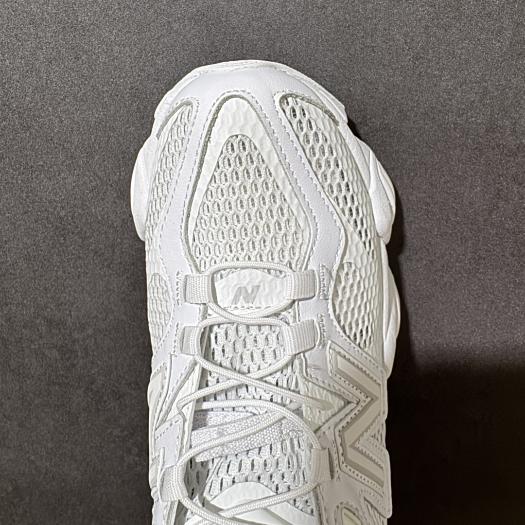 图片[5]-【公司级】New Balance 9060系列 新百伦 复古休闲运动慢跑鞋 鞋面大身由空间双格及磨砂鞋面拼接而生 采用大面积网眼以及麂皮材质覆盖鞋身 还原经典气质 搭载ABZORB避震科技 由泡沫聚酯制成 上脚可以有效减少由鞋底反弹对身体及双腿的冲击力 货号：U90606B5 尺码：36 37 37.5 38 38.5 39.5 40 40.5 41.5 42 42.5 43 44 45-莆田鞋