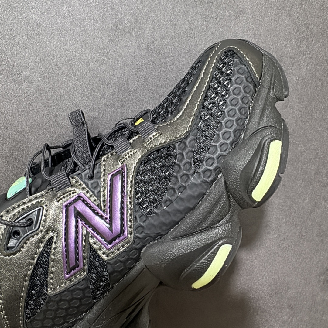 New Balance 9060系列 新百伦 复古休闲运动慢跑鞋鞋面大身由空间双格及磨砂鞋面拼接而生采用