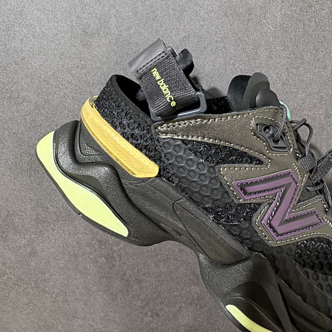 New Balance 9060系列 新百伦 复古休闲运动慢跑鞋鞋面大身由空间双格及磨砂鞋面拼接而生采用