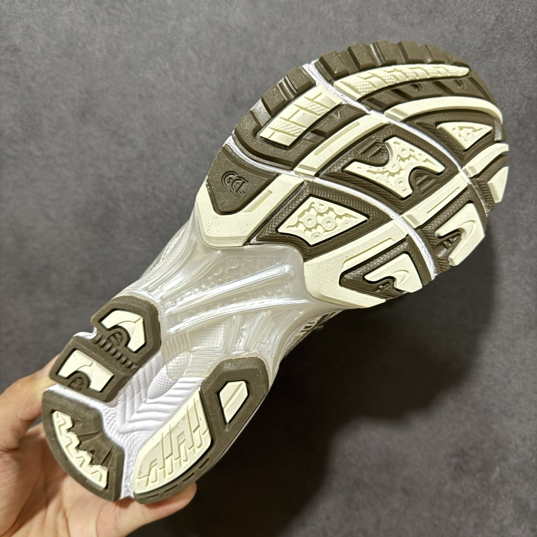 亚瑟士 Asics Gel-Kayano 14 运动休闲透气专业缓震慢跑鞋。采用工程弹性双层再生网格密度