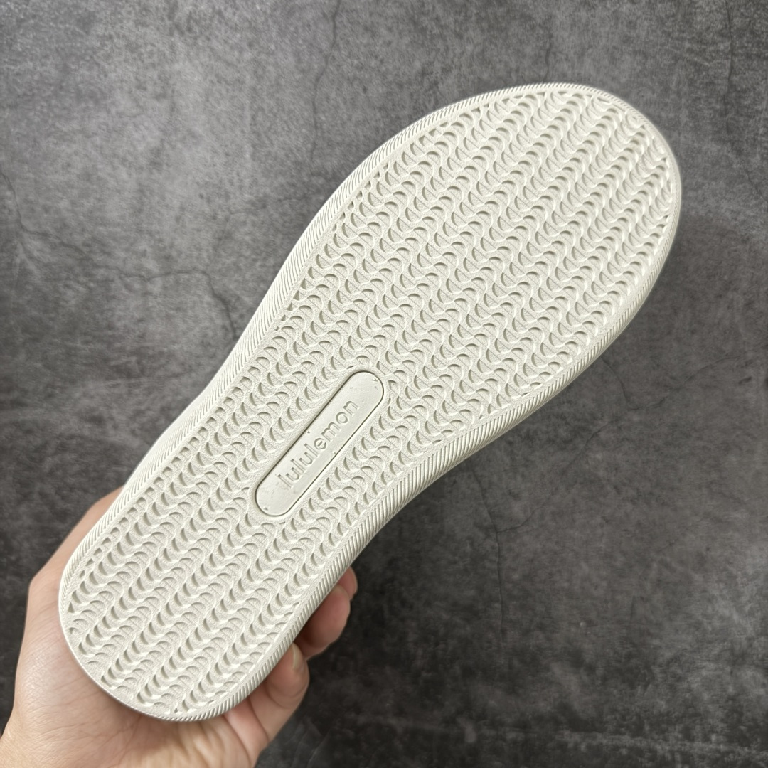 图片[9]-【XC2.0版】原厂订单露露乐蒙/Lululemon W Cityverse Low 城市律动系列首发出货 顶流原厂品质 打破市场无好货之说 目前市场天花板 没有之一 内外兼修 平台冲正无压力 心开冲 独家私磨外置杯形防滑耐磨橡胶大底+原厂纸板+原厂热压工艺 打造最纯正的LULU鞋型 鞋舌、后跟、鞋领 同步公司货采用内嵌人体工学加厚环保去臭海玻璃物料填充 包裹性无敌、脚感满分 尺码：36 37 38 39 40 40.5 41 42 42.5 43 44 44.5 45-莆田鞋