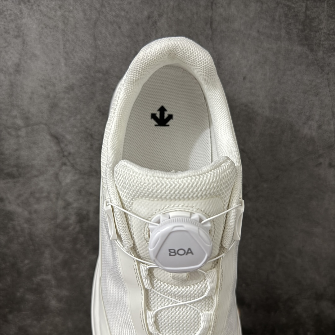 DESCENTE BOA Dualis 迪桑特轻盈缓震皮鞋面时尚休闲运动男子越野跑鞋透气款官方同步 正确