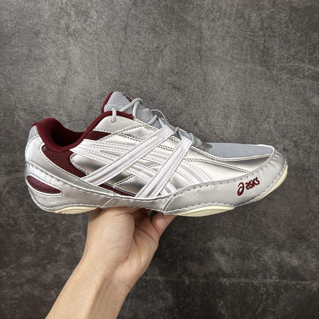 【公司级】ASICS HYPERSYNC 薄底德训鞋 时尚经典透气包裹性轻便低帮生活休闲鞋男女同款 复古银红 货号：1203A879-020 尺码：36 36.5 37.5 38 38.5 39 40 40.5 41 42 42.5 43 44 44.5 45 46 46.5 47-选品中心