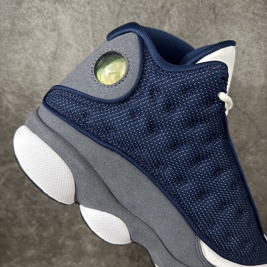 图片[7]-【莞顶LS版】Air Jordan AJ13 2026复刻版海军蓝 猫眼 IW3808-400 全新订单配色 高端零售 外贸混卖专供品质 国内专业外贸AJ大厂出品 原厂楦头纸板 原厂皮料打造 3D变色原厂猫眼 真碳板 内置前后双气垫 外贸大厂纯原出品 原鞋开发 版型近乎零偏差 采购原厂皮料 LOGO五金部件高价开发私模 杜绝一眼假版本 #原鞋1：1开模大底共3层贴合工艺 三层中间加入海玻璃缓震鞋垫 大底采用进口一次MD而非市面二次MD低价原料成型 进口MD材料异味较少比原鞋还少 市面异味大刺鼻 尺码：40 40.5 41 42 42.5 43 44 44.5 45 46 47.5 48.5-选品中心