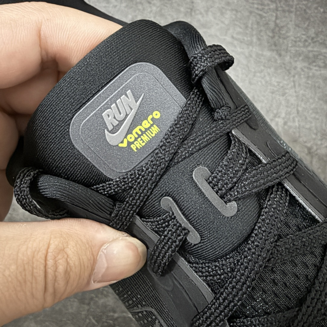 图片[6]-【XE纯原】NIKE VOMERO PREMIUM 全掌气垫缓震网面运动跑鞋 市场最强 没有之一 纯原生产线出品 原版开发 全部原材料 细节一比一打造 完美还原zp脚感 正确前后分离式两片纤维柱气垫 上下包裹超软弹泡棉 正确组合大底 区别市场通货 版型完美 鞋面材料同步原版1：1 全部原版开发校对 欢迎对比💪🏻 Nike 运用 Air技术专利，推出 Nike Pegasus Premium，沿用经典 Pegasus 系列产品深受跑者喜爱的缓震功能，并配置 Nike 首款可见式塑形 Air Zoom 气垫。 全掌可见的AirZoom首次在Pegasus系列中出现，模仿了Vaporfly的碳板曲线，增强了跑步时的流畅过渡。 货号：HQ2050-001 尺码：39-46（半）-选品中心