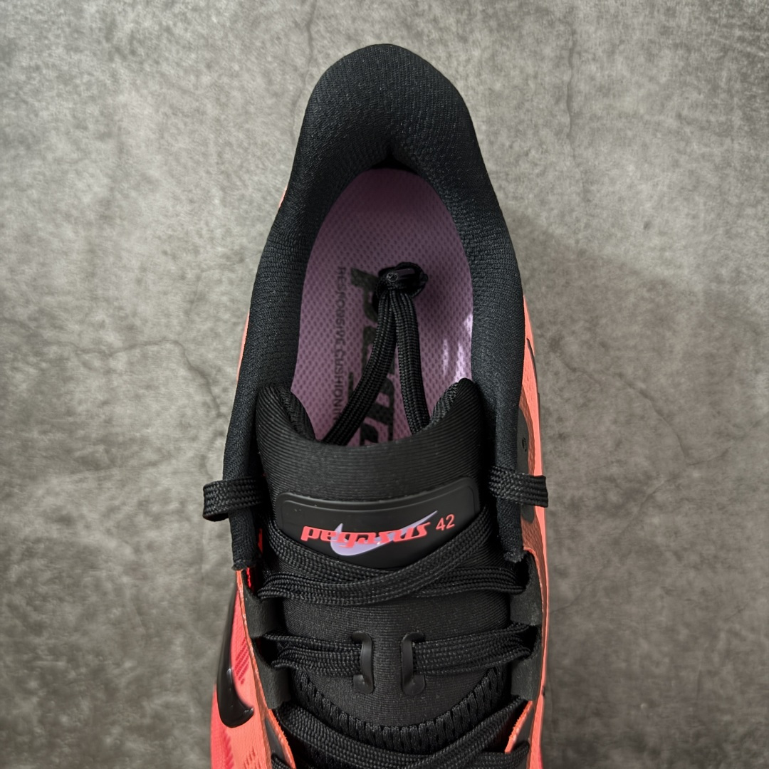 图片[8]-【XE纯原】Nike Air Zoom Pegasus 42 登月42代超级飞马系列马拉松跑步鞋 IB1881-602 平台专供 充正品质 之前未流通市场版本 内里嵌入定型海绵 中底搭载前Zoom+全掌React配置 全部原鞋开发打造 所有细节全部同步原版 全新一代拥有 Zoom Air 一如既往的稳定感和流畅感 鞋面采用工程网眼设计 为特定高热区域营造出色透气性 进一步增加鞋面的穿孔数量 让足部能够快速散热 中足搭配 Flywire 飞线 在高速运动时营造舒适稳定的贴合感 内置Zoon气垫加持 动力十足！ 尺码： 36-46-选品中心