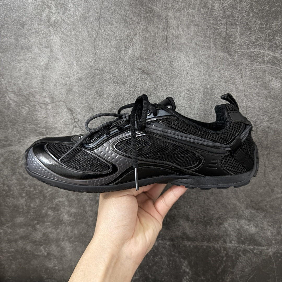 Balenciaga巴黎世家 Radar 圆头系带 做旧效果 低帮 生活休闲鞋巴黎世家25代轻薄款经典黑