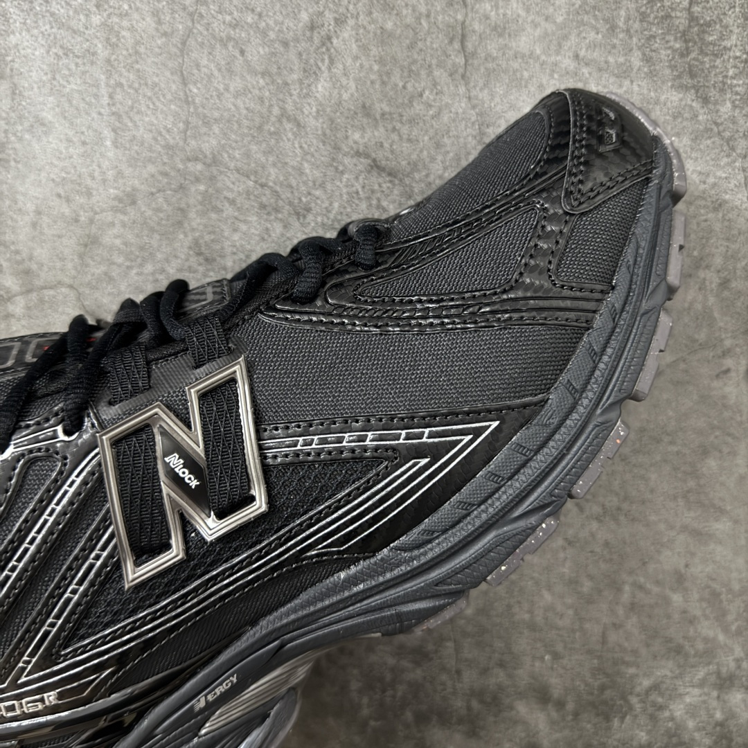 图片[6]-【纯原版】NB新百伦New Balance NB1906 U1906ROE系列复古老爹风休闲运动慢跑鞋 采用轻质牛剖革拼接透气网眼衬垫织物鞋面材质#T-Beam大底提供足步弓支撑，保持步态稳定#后跟搭载外露缓震胶 鞋身整体以各种深浅不一的灰色覆盖，鞋头以淡蓝色调装饰，网眼衬垫通过不规律的色块实现做旧的美感，泛黄的鞋底更是进一步增添了复古气息。 尺码：36 37 37.5 38 38.5 39.5 40 40.5 41.5 42 42.5 43 44 45 46.5-莆田鞋