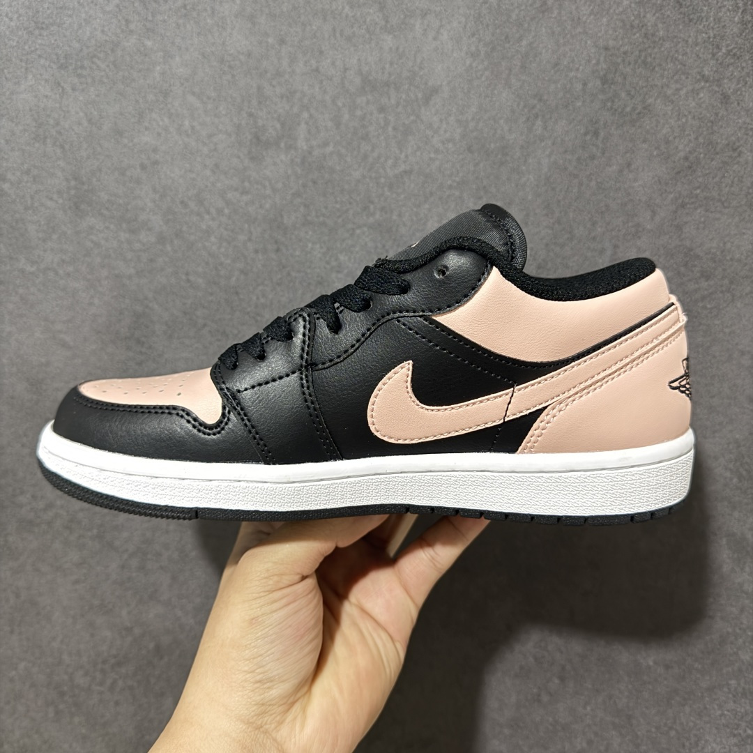 图片[2]-【H11纯原】Nike Air Jordan 1 Low SE AJ1 乔一 舒适贴合 防滑耐磨 低帮 复古篮球鞋 货号：553558-034 尺码：35.5 36 36.5 37.5 38 38.5 39 40 40.5 41 42 42.5 43 44 45 46 47.5 #H11顶级纯原 纯原外贸平台特供订单 #全套原纸板楦头开发 #原厂特供材料配套加持 #确保原汁原味 完美呈现版型 #原档数据独家私模大底 #男女鞋同步官方开发至48.5 #原装进口轻量化鞋垫 #进口港宝加持 后跟自然饱满 还原公司包裹性 #鞋面采用原装数据贴合技术 #全方位贴合包裹脚型 #鞋跟部鞋底牵引设计 #提供强大的抓地性能 #更适应不同实战场地路面-莆田鞋