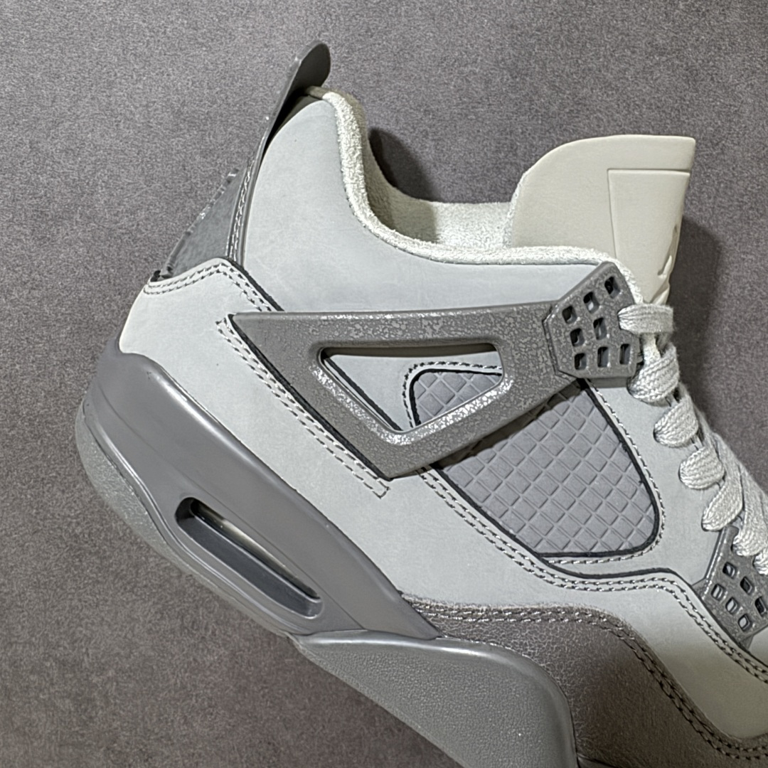 特价 NIKE Air Jordan 4 Retro SE 