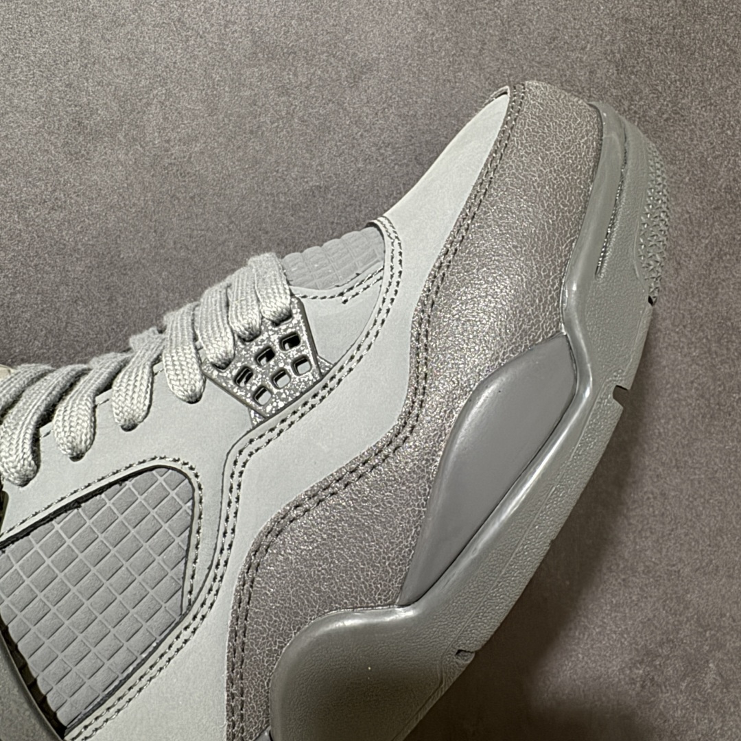 特价 NIKE Air Jordan 4 Retro SE 