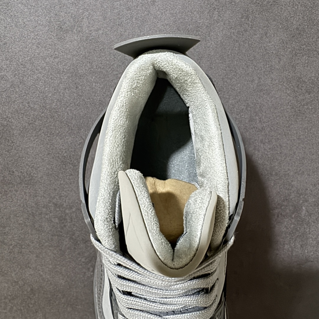 特价 NIKE Air Jordan 4 Retro SE 