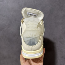 特价 Off-White™ x Air Jordan 4 Retro 特价 Off-White™ x Air Jordan 4 Retro