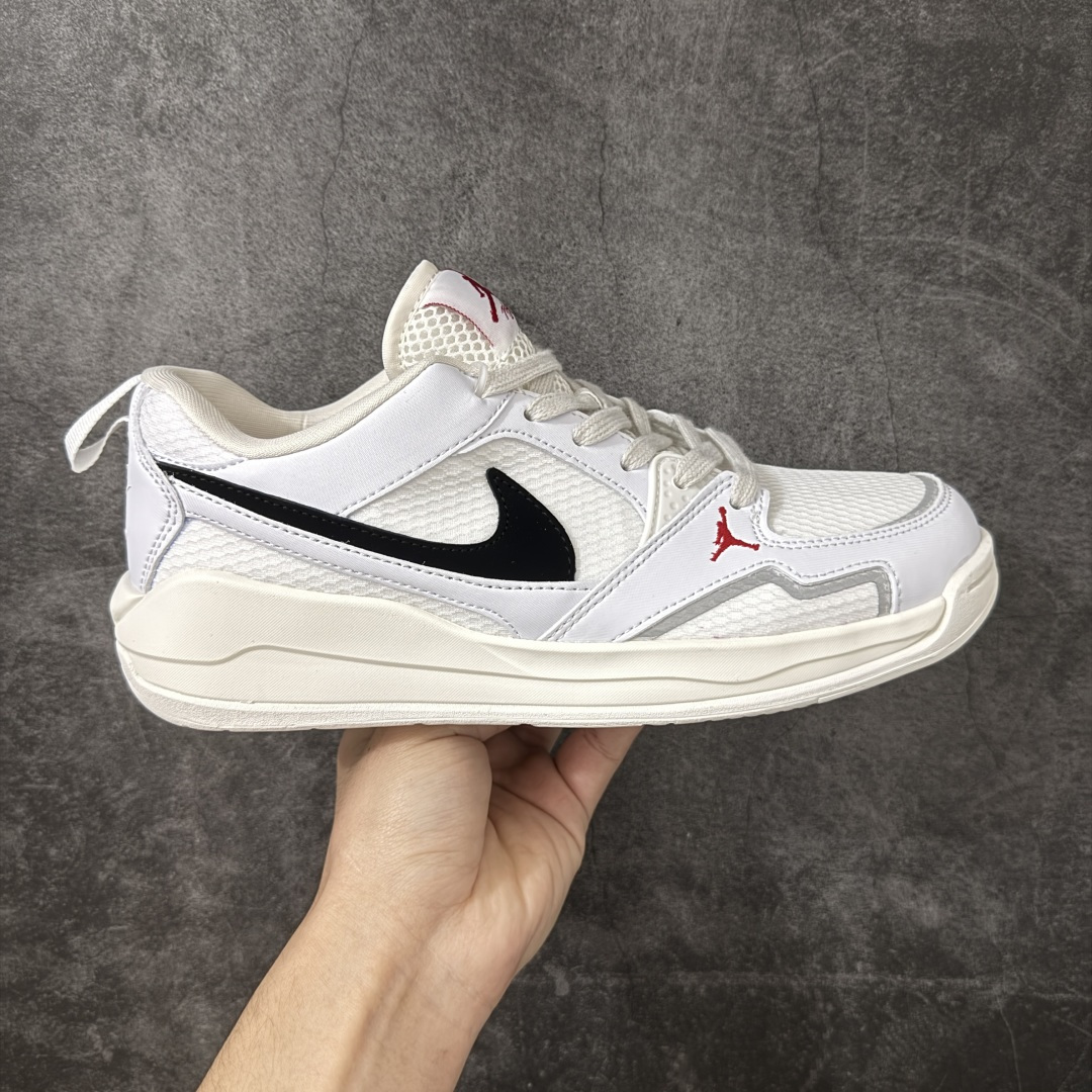 【N版纯原】Jordan CMFT Era 白黑 IR7568-101 舒适简约低帮运动鞋 实拍首发 鞋面大面积的网眼透气性拉满 中底的大面积泡棉超级舒适 尺码：36 36.5 37 38.5 39 40 40.5 41 42 42.5 43 44 44.5 45-选品中心