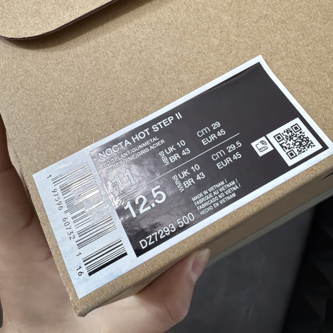 图片[10]-【ZOK版本】NOCTA x NK Hot Step II 联名款 复古运动鞋 紫色 DZ7293-500 外贸专供品质 鞋面造型有很强的线条感 电镀元素贯穿鞋身 以其鲜明的色调 为街头时尚注入了一股新鲜活力 尺码：40 40.5 41 42 42.5 43 44 44.5 45 46 47.5 47.5 48.5-选品中心