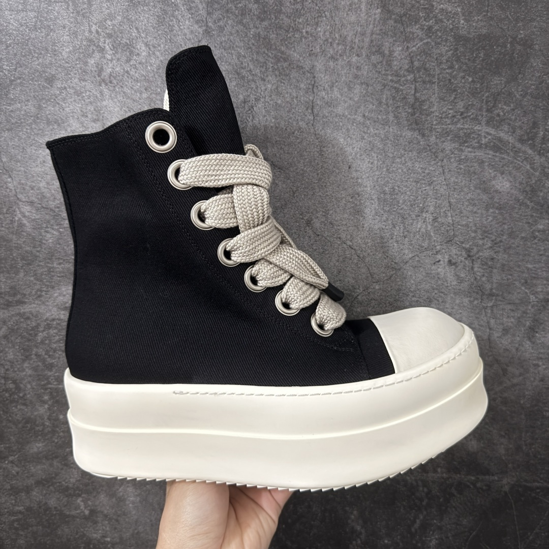 【莞产G版】帆布大匡威RO / Rick Owens DRKSHDW 瑞克·欧文斯 大匡威/高帮厚底/ 水洗牛仔帆布 高帮 西瓜头粗绑带 【皮料】 东莞原厂进口全新2025年新材质““水洗牛仔斜纹帆布” 【鞋带】 鞋带采用水染定织法工艺，高密度之下，透出光泽感！ 【鞋头】软糯，轻轻按压有牛皮细细的纹理质感！ 【鞋底】TPU大底奶香味！硬度、肤感一比一！鞋底logo钢印清晰正确！ 【鞋垫】独家私人开模压印！牛皮贴面，双层复合！ 【尺码】 ：36 37 38 39 40 41 42 43 44 45 46！-选品中心