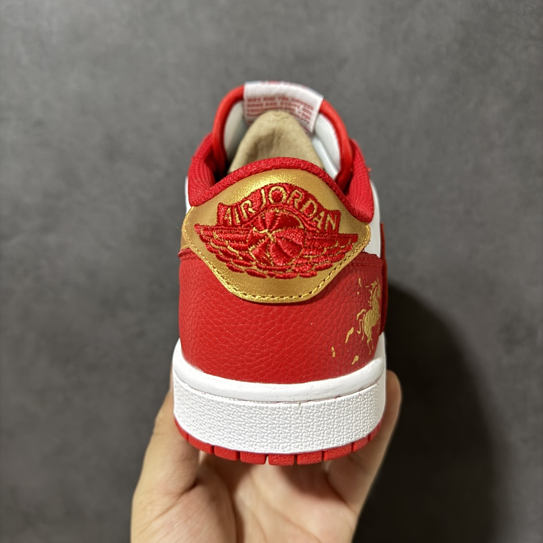 图片[4]-【公司级】Nike Air Jordan 1 x Travis Scott AJ1倒勾 乔一倒钩 ‘DIY’定制 耐克 低帮文化篮球鞋 完美品质出货 细节如图所示 鞋面切割工整 冲孔整齐干净 中底拉帮线 整体清洁度非常好 货号：DM7866-904 尺码：36 36.5 37.5 38 38.5 39 40 40.5 41 42 42.5 43 44 45 46-选品中心