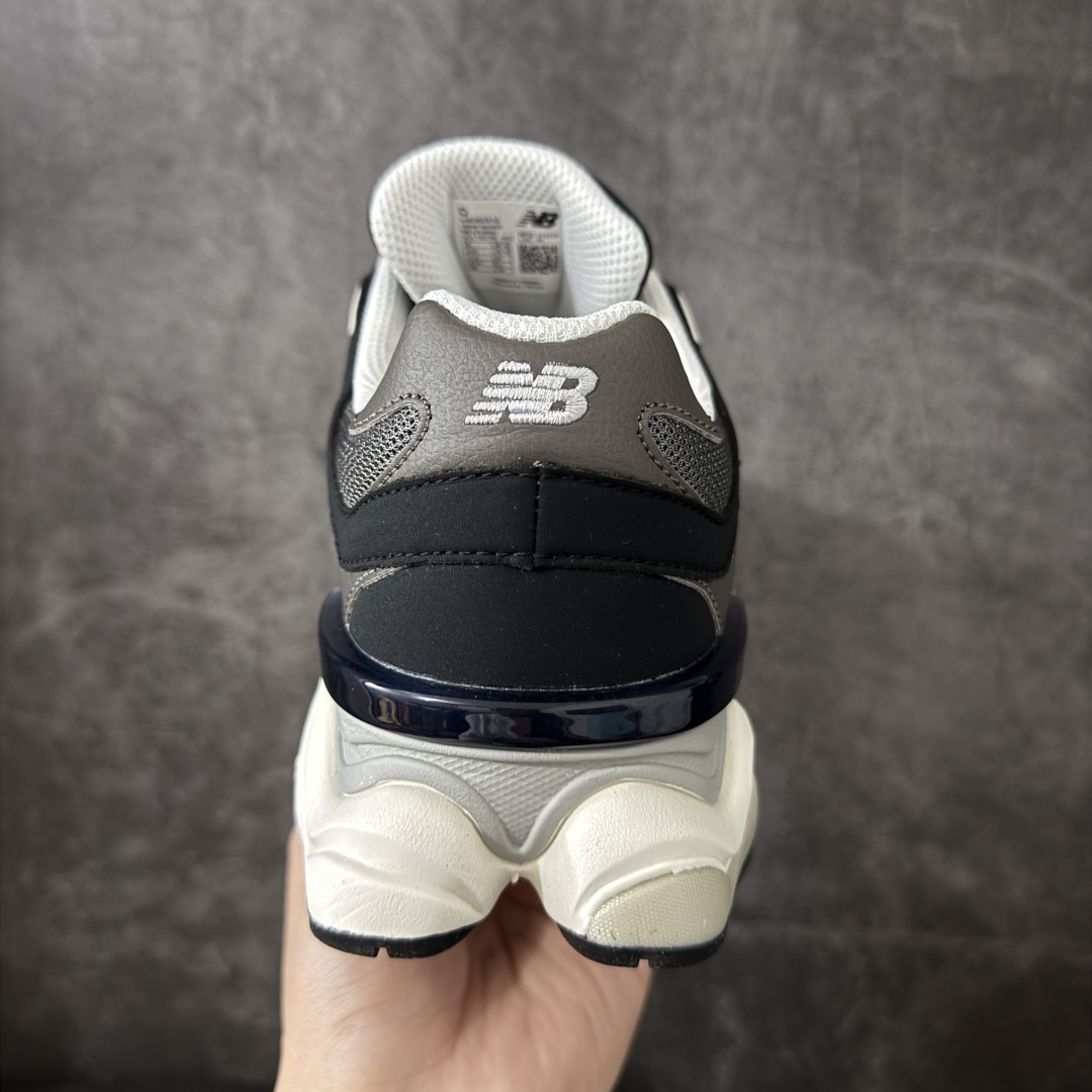图片[4]-【纯原版】 New Balance NB9060 联名款 复古休闲运动慢跑鞋 U9060510 全套原楦原纸板原厂数据开发 进口三明治网面 原装进口翻毛皮料正确绒感卡色 正确中底拉帮中底网布细节 原厂标裁 带紫光防伪 定制后跟透明水晶模块 冲裁组合 大底贴合程度胶水上色把控完美 整洁度挑战全网艺术家 多道序QC把关品质完善 匠心打造 耗时两个月开发完成 工艺极其复杂难度可想而知 新开独立私模大底 全网唯一正确六层组合大底 高端零售专供产物 尺码：36 37 37.5 38 38.5 39 40 40.5 41 42 42.5 43 44 45 46.5-选品中心