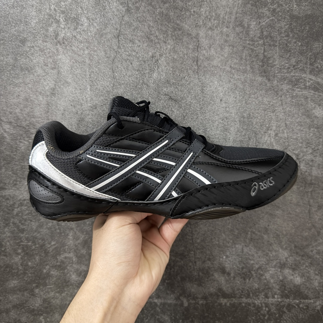 【公司级】ASICS HYPERSYNC 薄底德训鞋 时尚经典透气包裹性轻便低帮生活休闲鞋男女同款 复古黑白 货号：1203A879-021 尺码：36 36.5 37.5 38 38.5 39 40 40.5 41 42 42.5 43 44 44.5 45 46 46.5 47-选品中心
